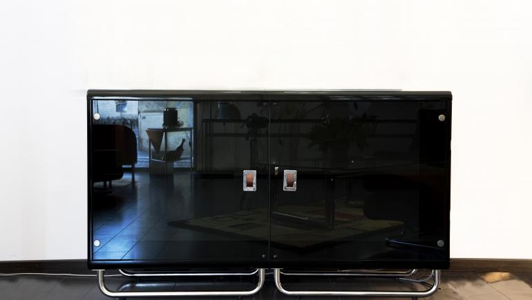 credenza-mobile-nero-nera-designer-guido-faleschini-produttore-4-mariani-lacca-nera-lucida-italian-style-laccato-min.jpg