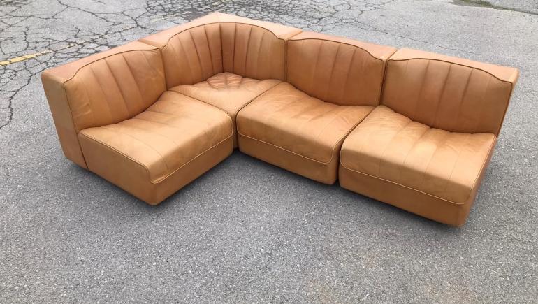 divano-pelle-beige-tito-agnoli-arflex-1970-anni-70-divano-modulare-2.jpg