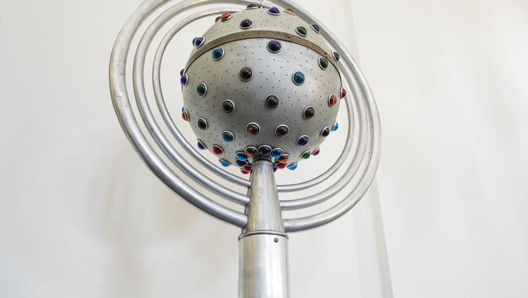 lampada-atomo-sala-dancing-le-roi-lutrario-Torino-anni-1960-1970-design-italiano-luci-illuminazione-limited-edition.jpg