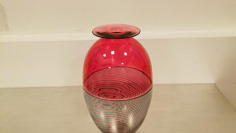 vaso-monofiore-vetro-di-murano-soffiato-rosa-yoichi-ohira-de-maio-murano-1989-2.jpg