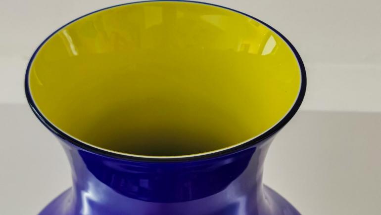 vaso-vetro-di-murano-soffiato-blu-gino-cenedese-1980-3.jpg